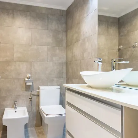 Apartamento Ah Full&roomy Auditorio De Vut6502as